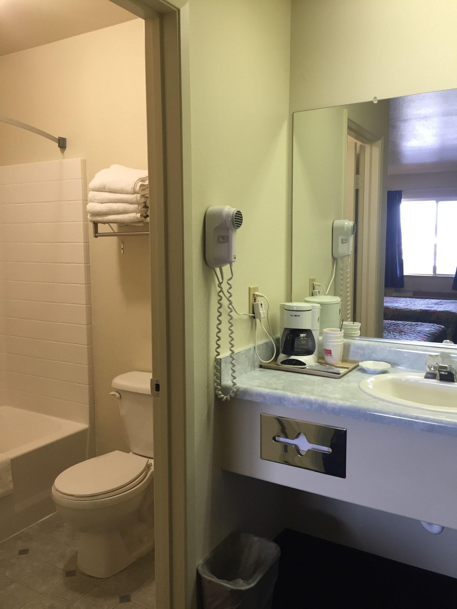 Days Inn By Wyndham Ridgecrest Near China Lake Naval Station Екстериор снимка