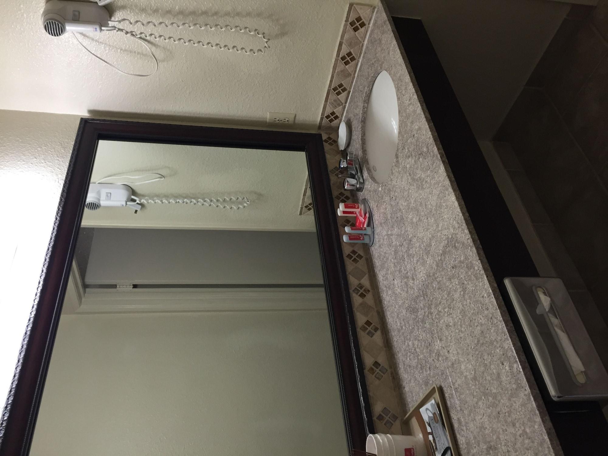 Days Inn By Wyndham Ridgecrest Near China Lake Naval Station Екстериор снимка