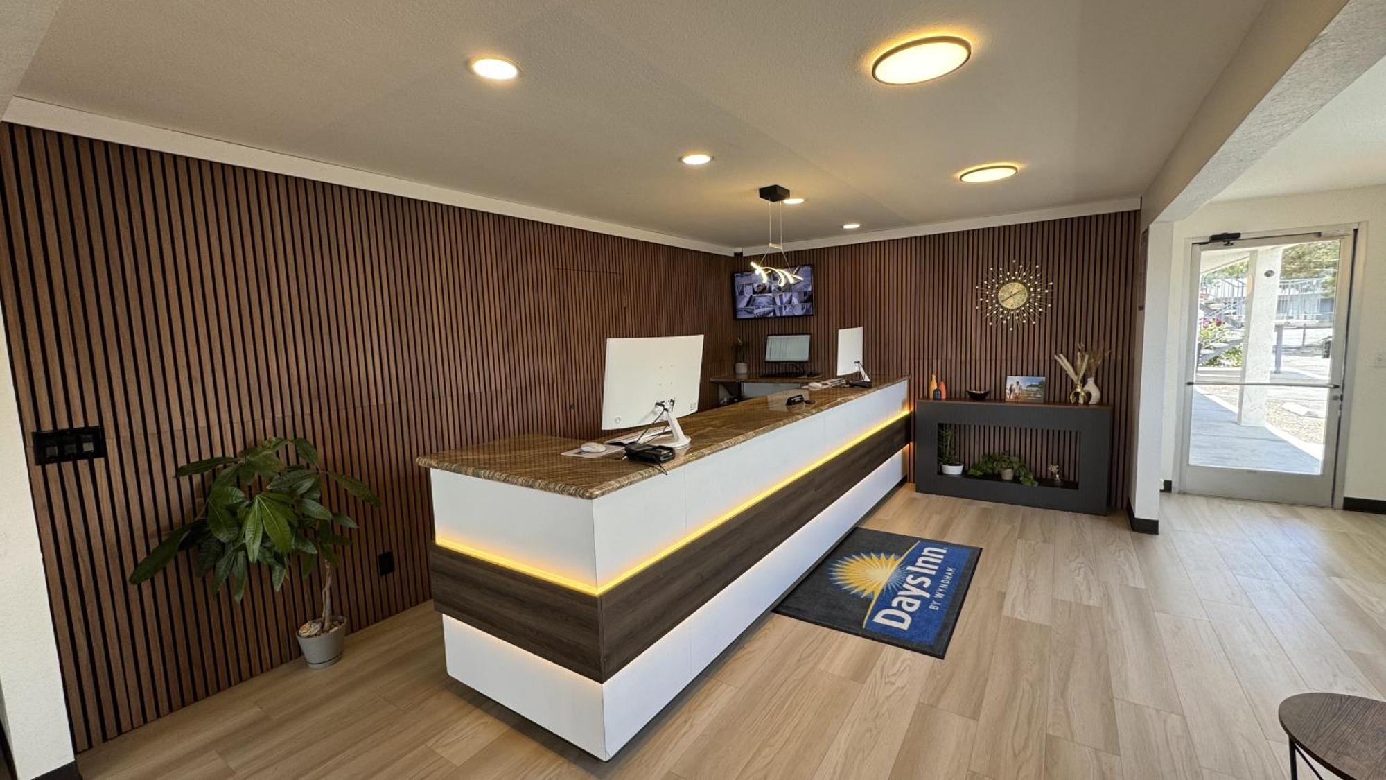 Days Inn By Wyndham Ridgecrest Near China Lake Naval Station Екстериор снимка