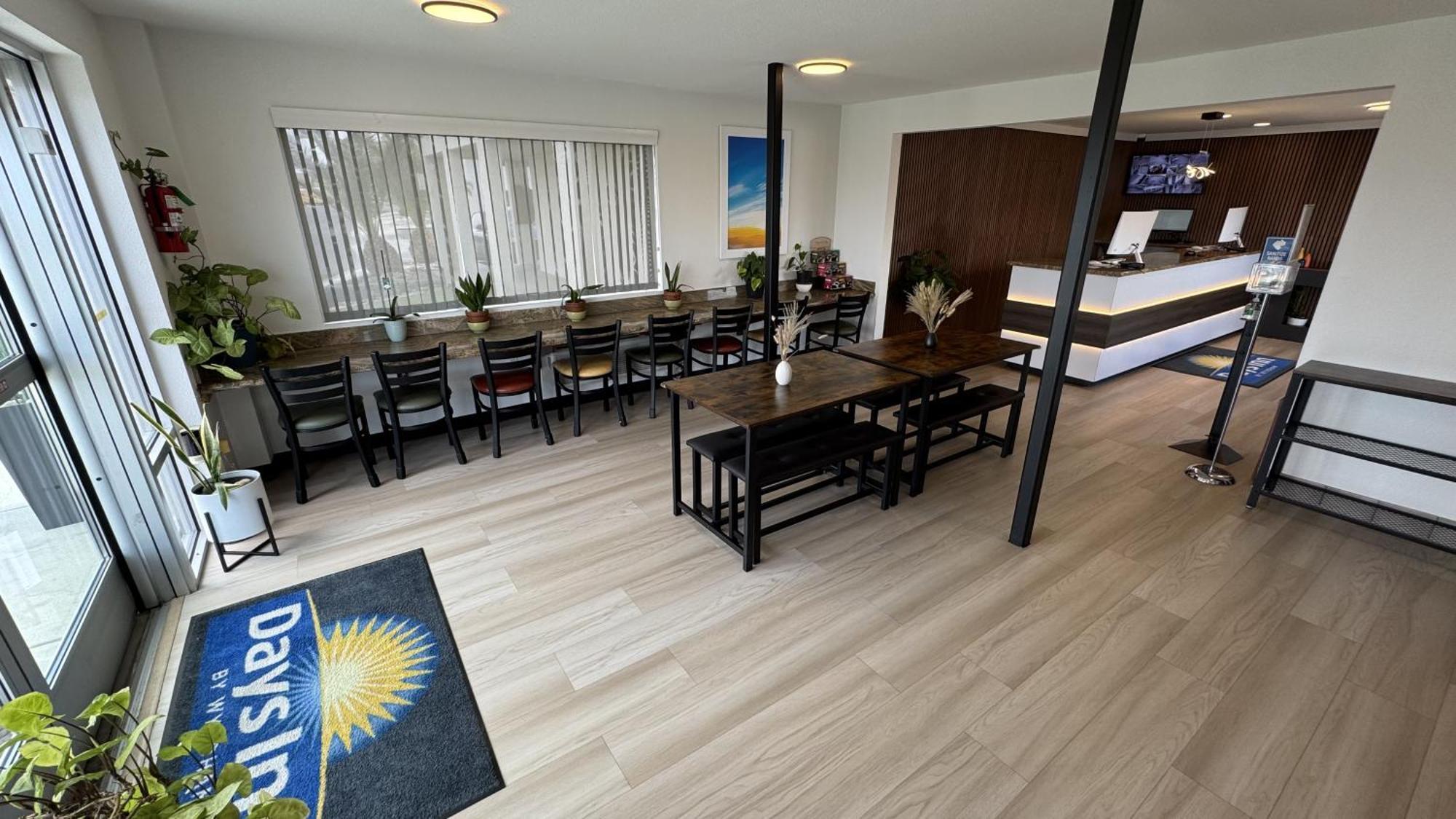 Days Inn By Wyndham Ridgecrest Near China Lake Naval Station Екстериор снимка